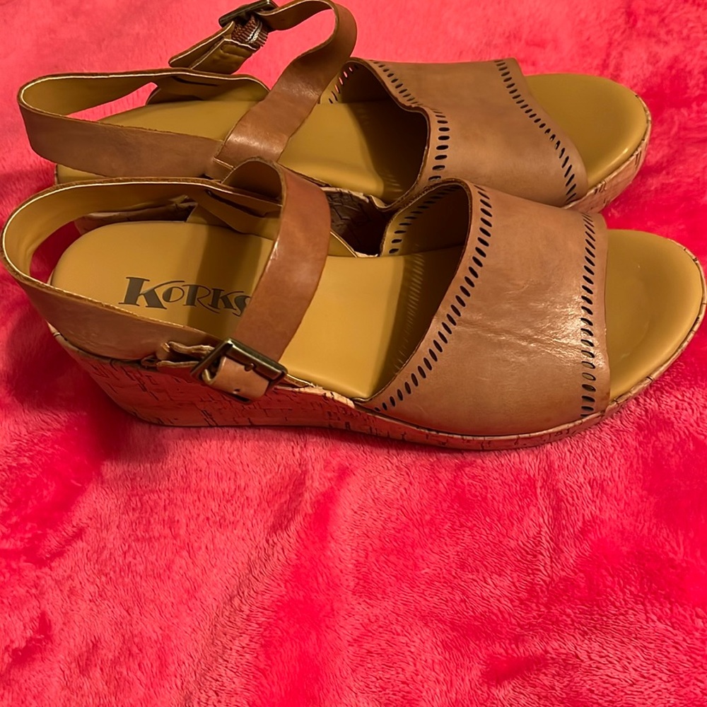 Korks by Kork-Ease Tan Platform Wedge sz10